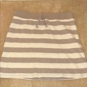 Grey and white striped short skirt